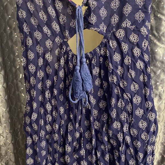 Dress - Picture 5 of 6